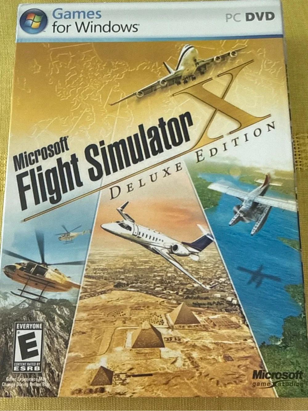 Microsoft Flight Simulator X Deluxe Edition - Gold & Blue Artwork 2006. Sealed.